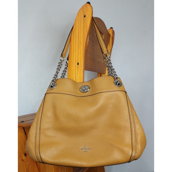 Coach Edie Carryall Chain Bag Shoulder Bag Tote Bag B1748 -‎ EUC - Picture 1 of 9